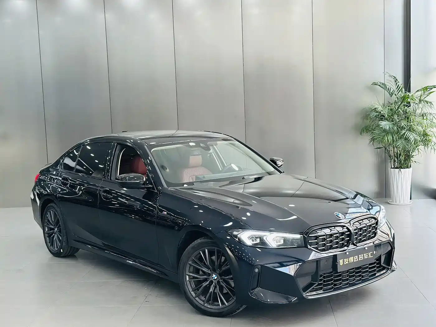 BMW 3 Series 2023 325Li M Sport Black Night Package фото 2