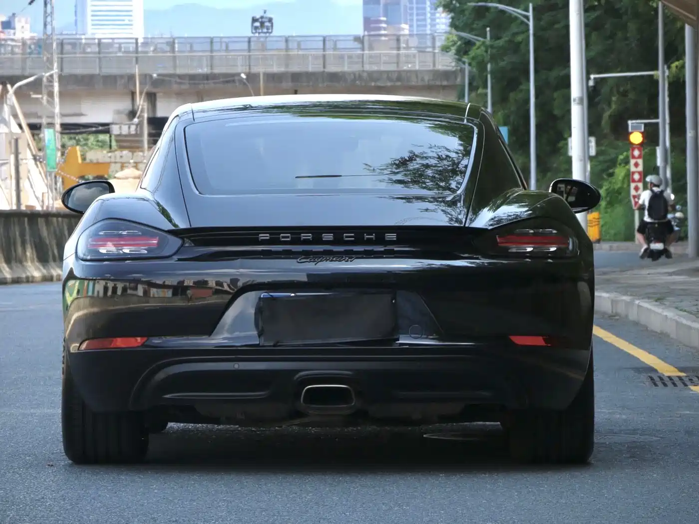 Porsche 718 2018 Cayman 2.0T фото 5