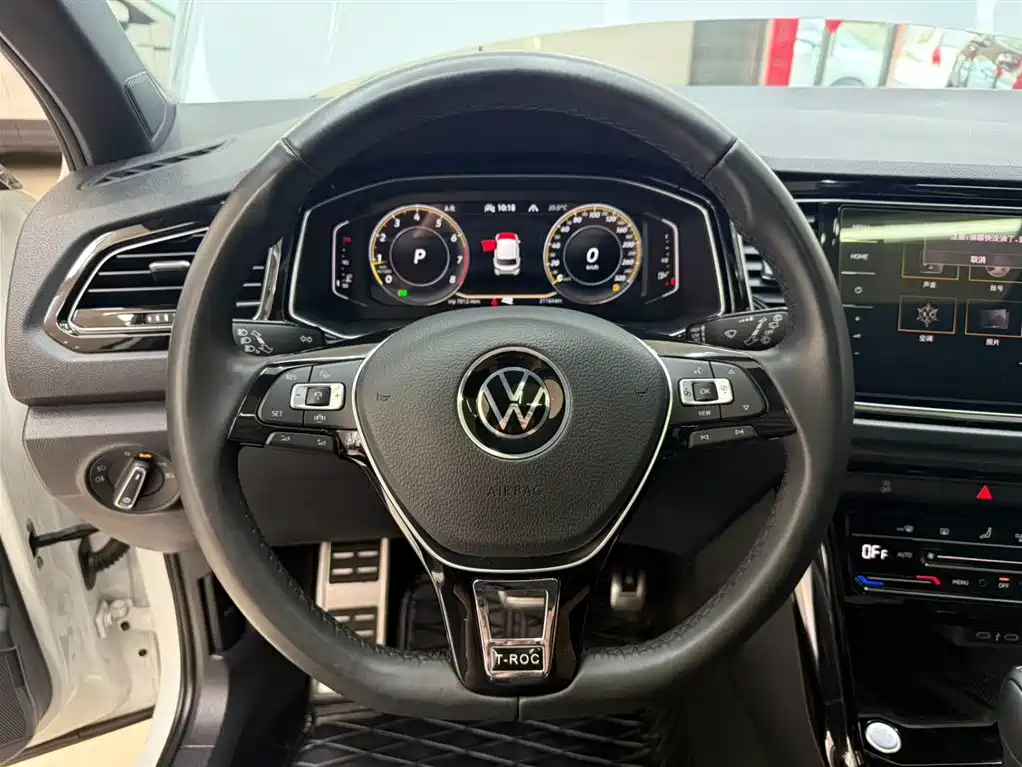 Volkswagen T-ROC 2021 280TSI DSG 4WD Luxury Connected фото 16