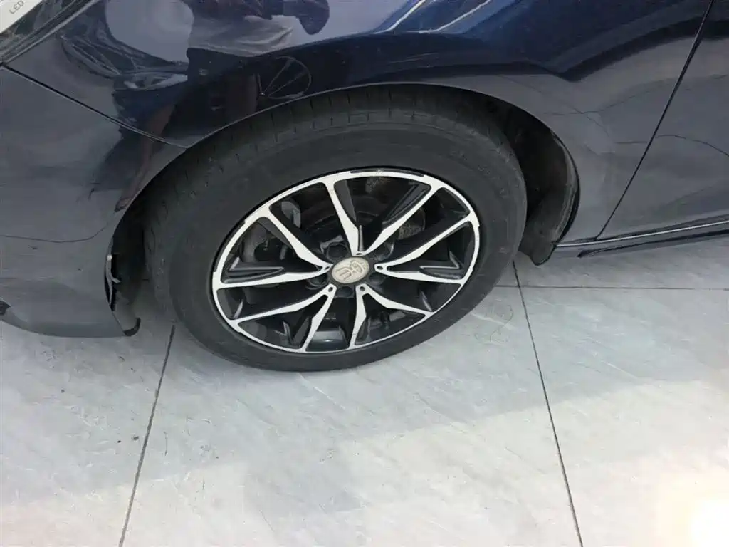 BYD Song MAX 2017 1.5T Auto Smart Connect Premium 7-seater фото 23