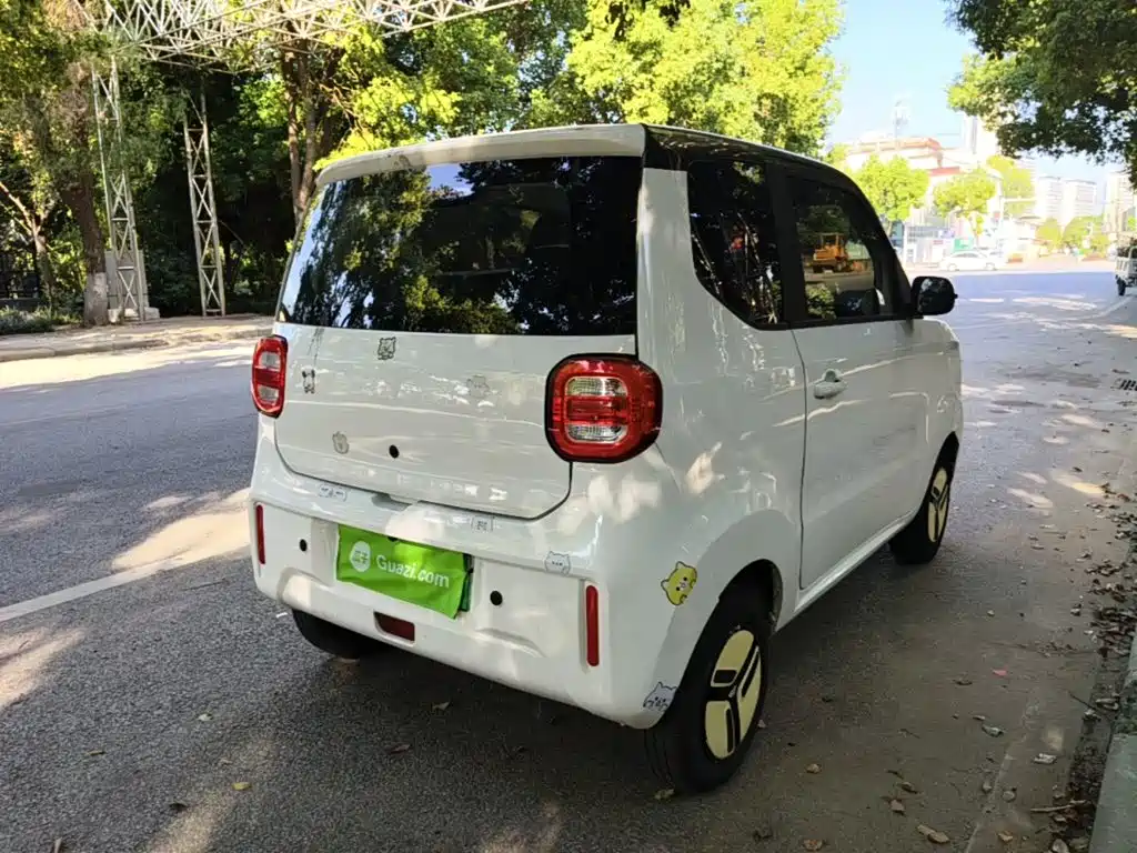 Lingbao Auto Lingbao Uni 2023 2022 Super Sweet Edition