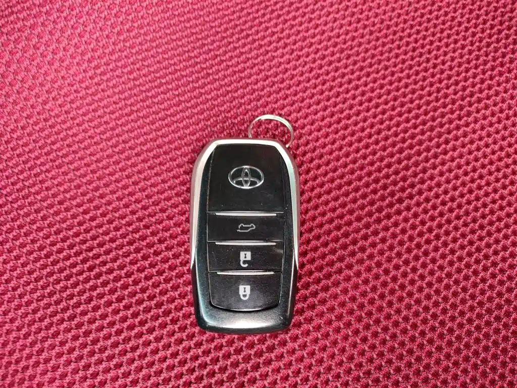 Toyota Prado 2015 2.7L Automatic Standard фото 17