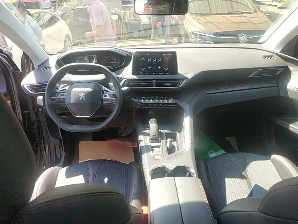 Peugeot 5008 2018 2017 380THP 5-Seat Elite Edition