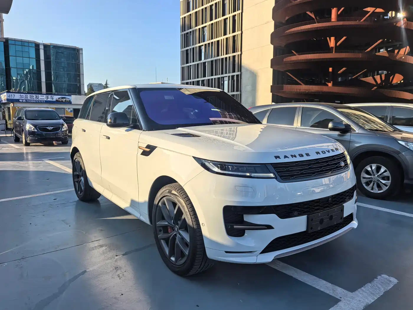 Land Rover Range Rover Sport 2025 2025 400PS Dynamic SE
