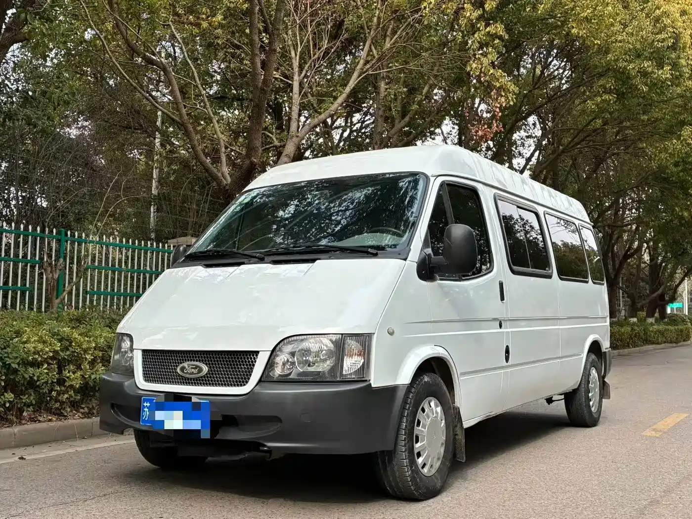 Ford Classic Transit 2016 2016 Model 2.8T Diesel Long Wheelbase 6-Seater Medium Roof Multi-Purpose Vehicle JX493ZLQ4