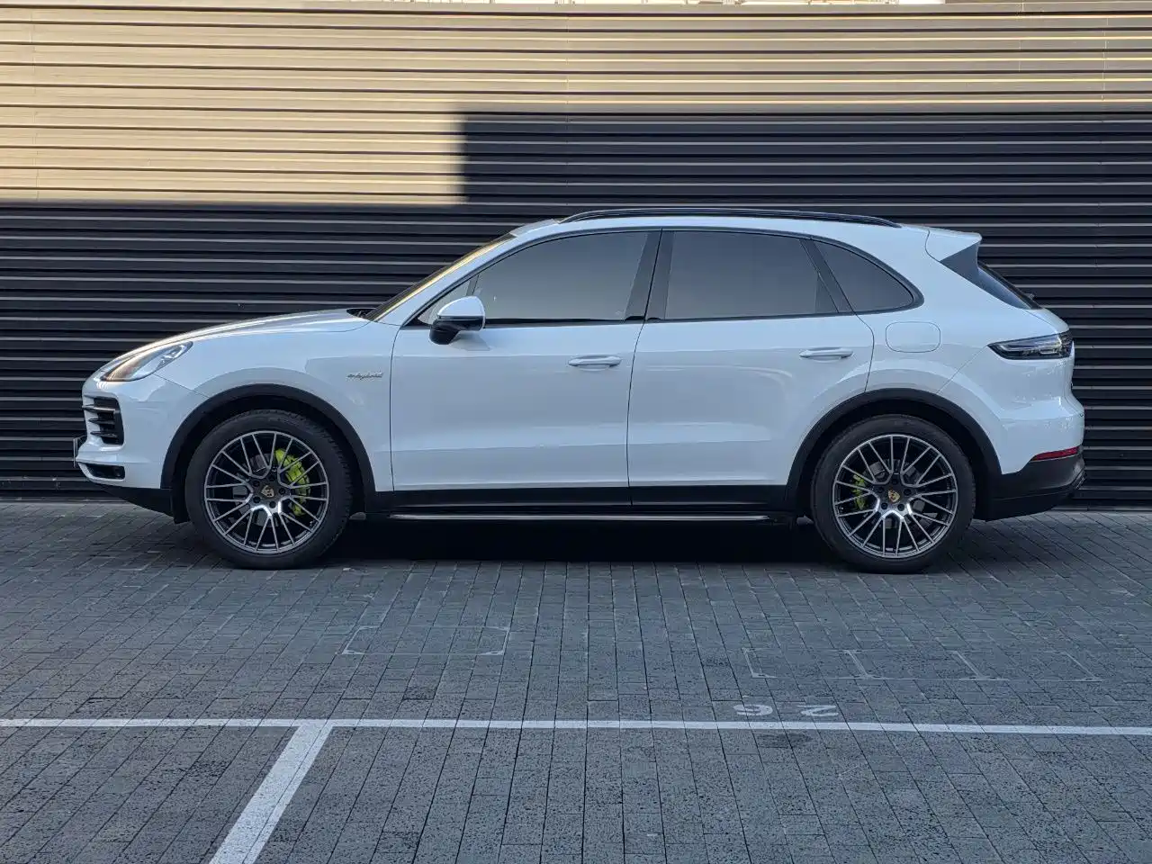 PORSCHE CAYENNE NEW ENERGY
