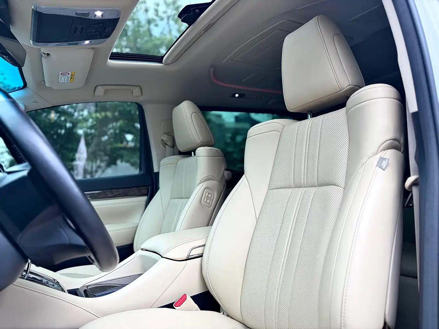 Toyota Alphard 2021 Hybrid 2.5L Premium фото 12