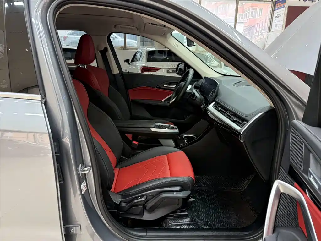 BMW X1 2023 sDrive20Li X Design Package фото 21