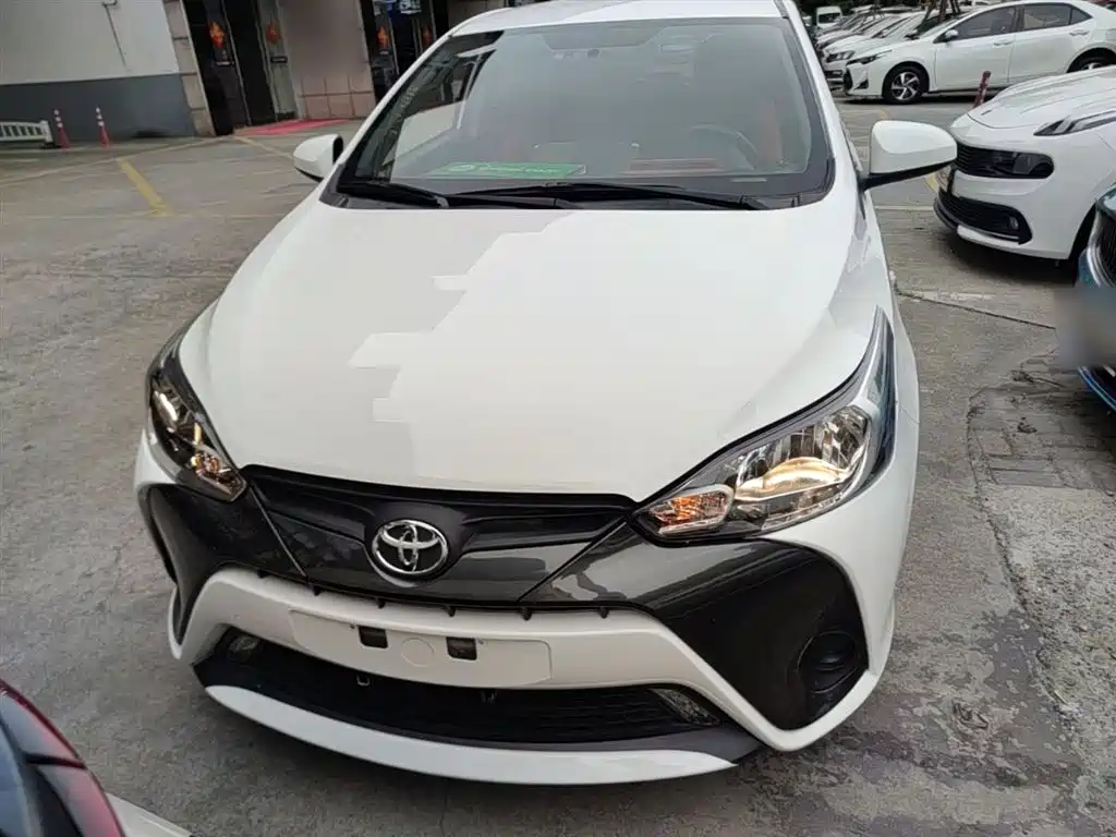 Toyota YARiS L Zhi Xuan 2016 Facelift 1.5E CVT Charming Edition фото 3