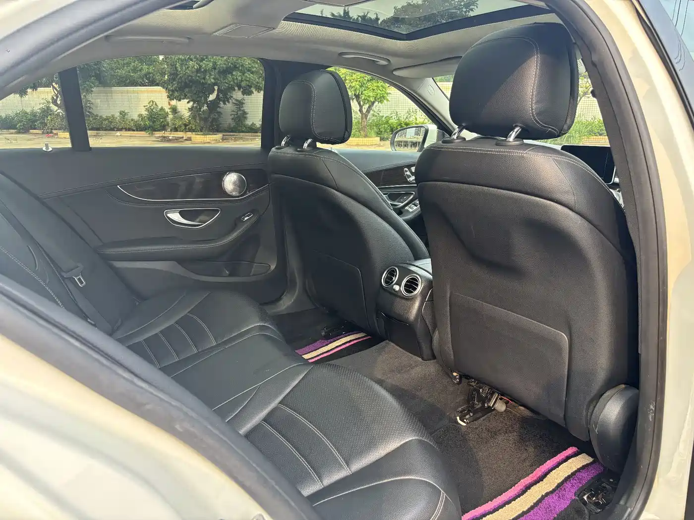 Mercedes-Benz C-Class 2015 Facelift C 200 L фото 11