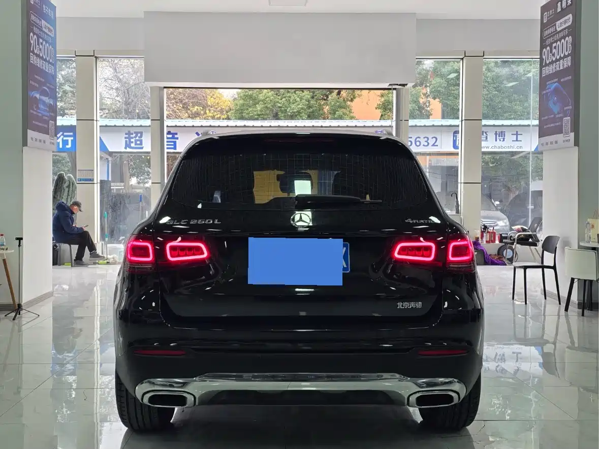 Mercedes-Benz GLC 2022 Model GLC 260 L 4MATIC Dynamic Edition фото 4
