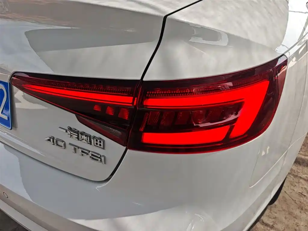 Audi A4L 2018 30th Anniversary 40 TFSI Progressive фото 8