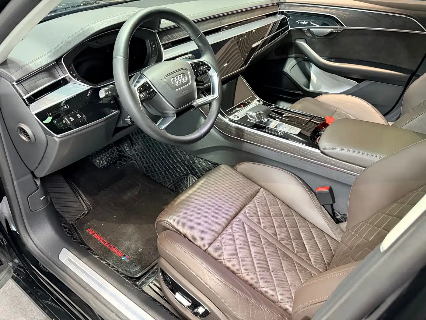 Audi A8 2022 A8L 50 TFSI quattro Comfort Collector's Edition фото 7