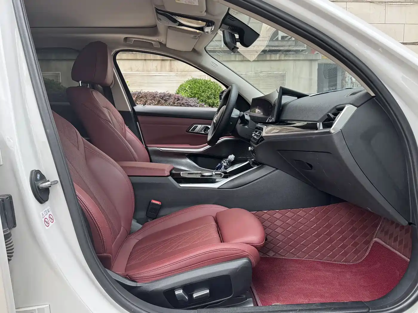 BMW i3 2024 eDrive 35 L фото 8