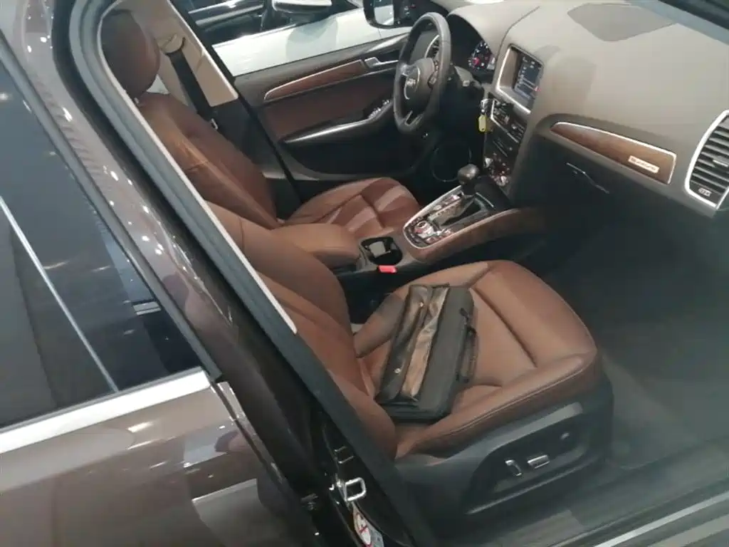 Audi Q5 2017 40 TFSI Comfort фото 25