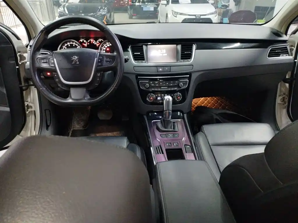 Peugeot 508 2015 1.6THP Auto Excellence Edition фото 6