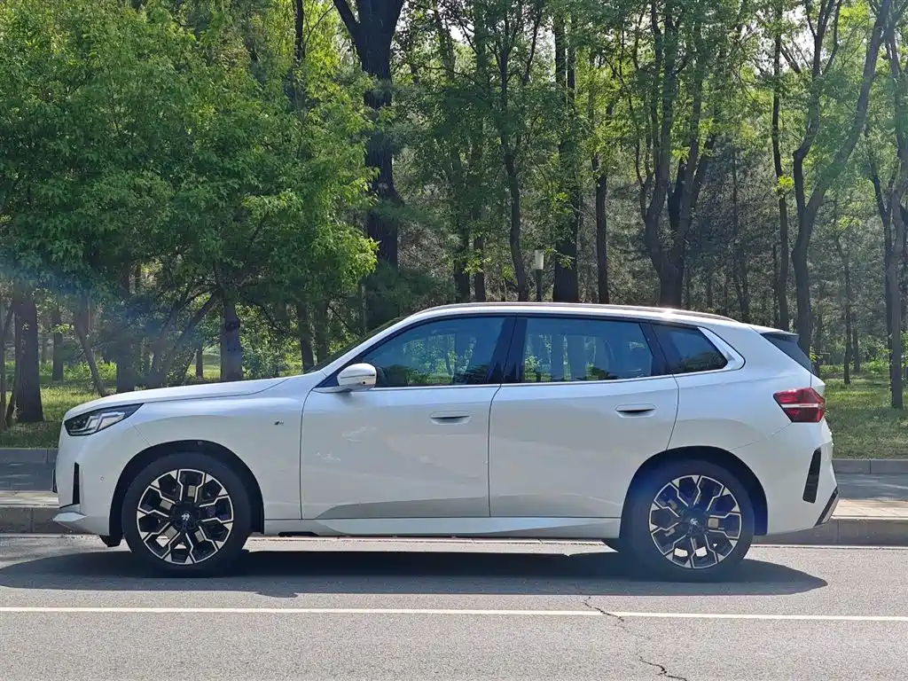 BMW X3 2025 xDrive30L Premium M Sport Package фото 3