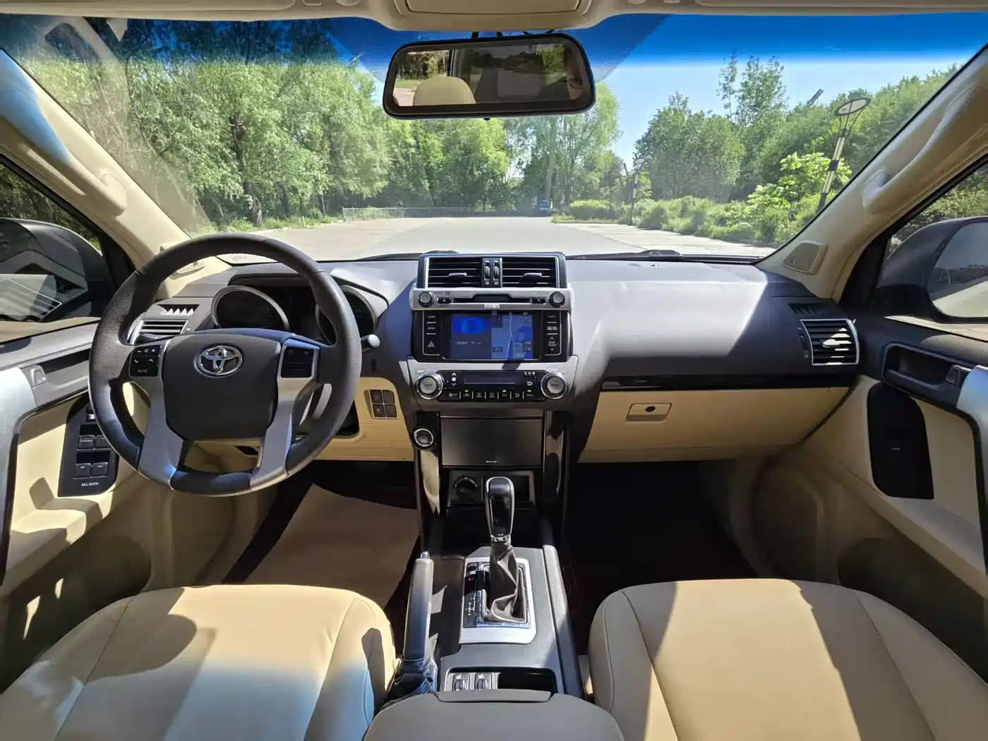 Toyota Prado 2016 2.7L Auto Luxury Edition фото 8