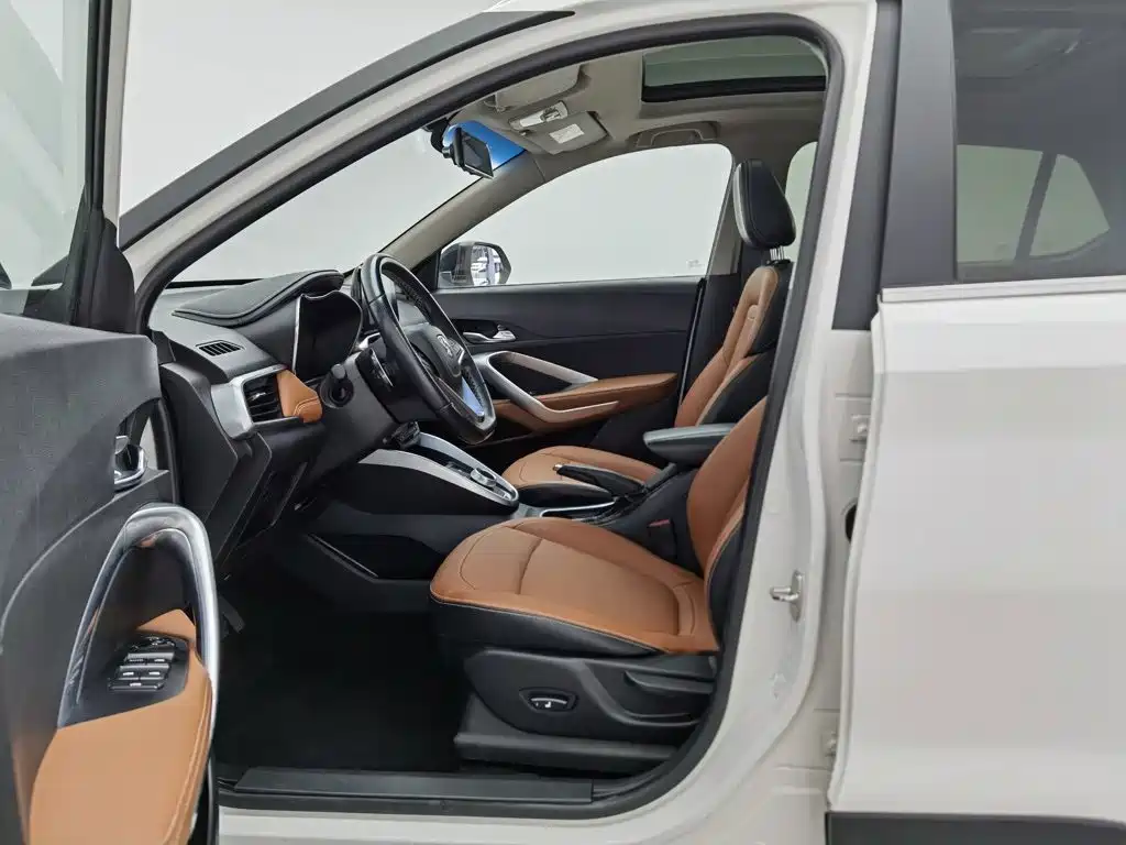 Baojun 510 2018 2017 1.5L Auto Luxury