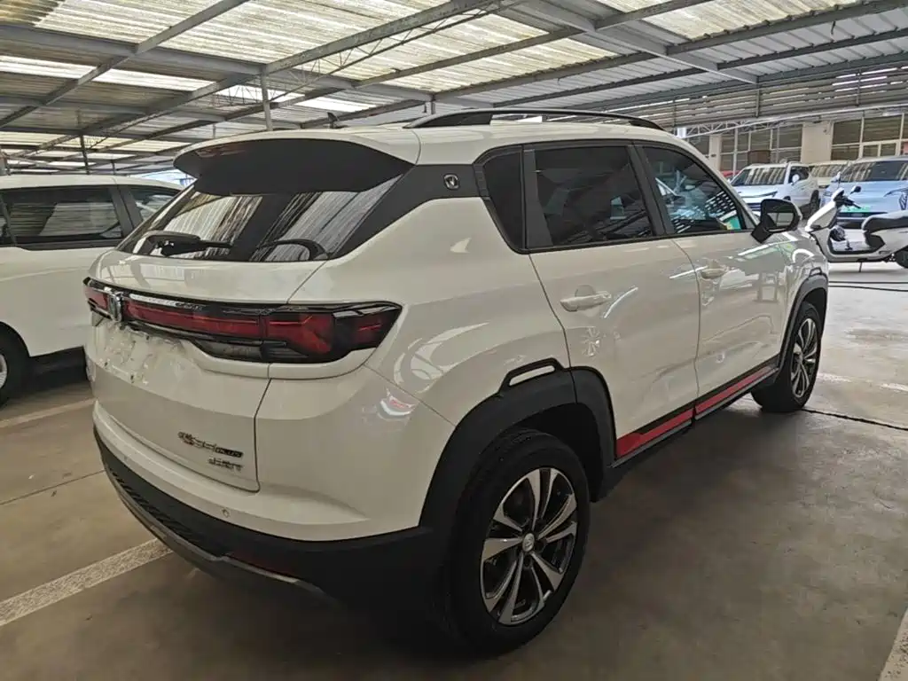 Фото 7 - Changan CS35 PLUS