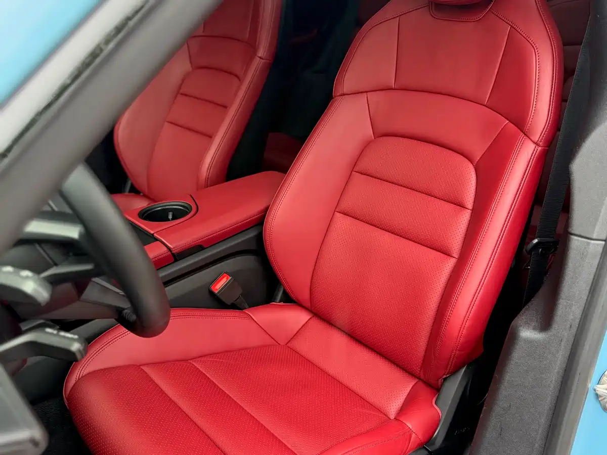 Porsche Taycan 2019 Taycan 4S фото 19