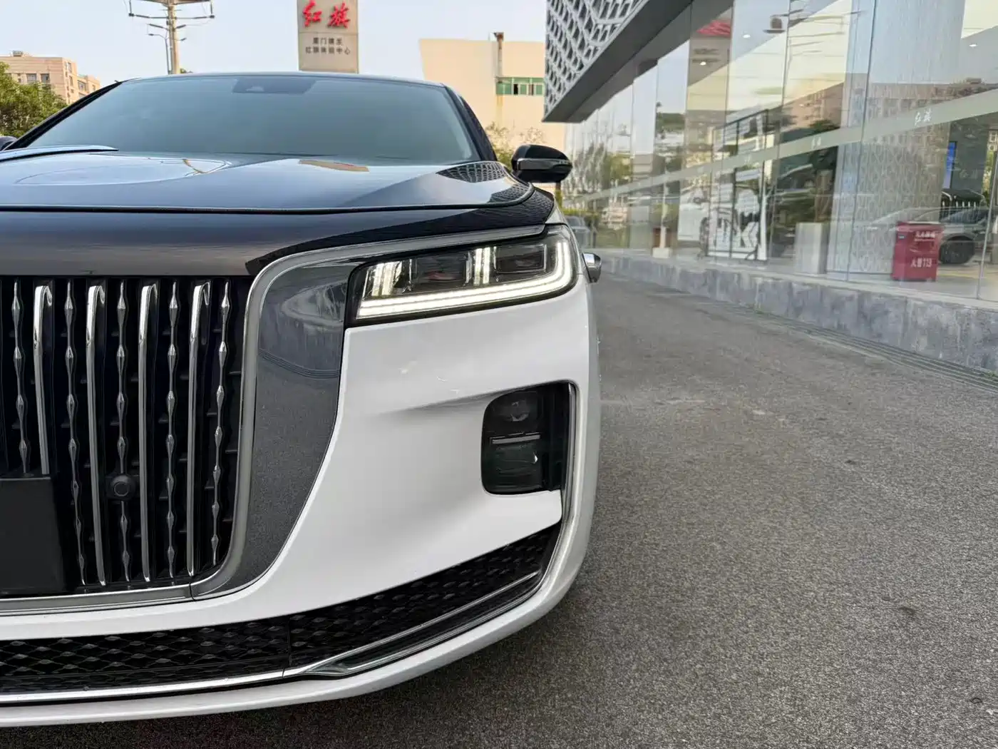 Hongqi H9 2020 Facelift 2.0T Smart Connect Flagship фото 4