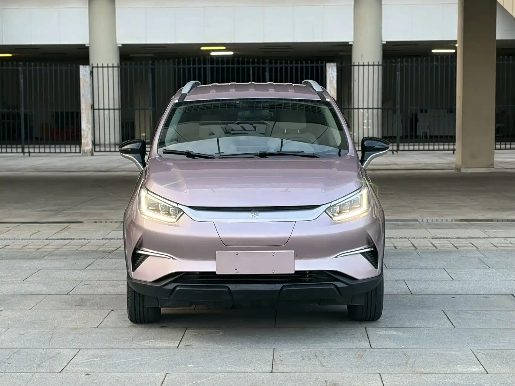Photo 2 - BYD Yuan Pro