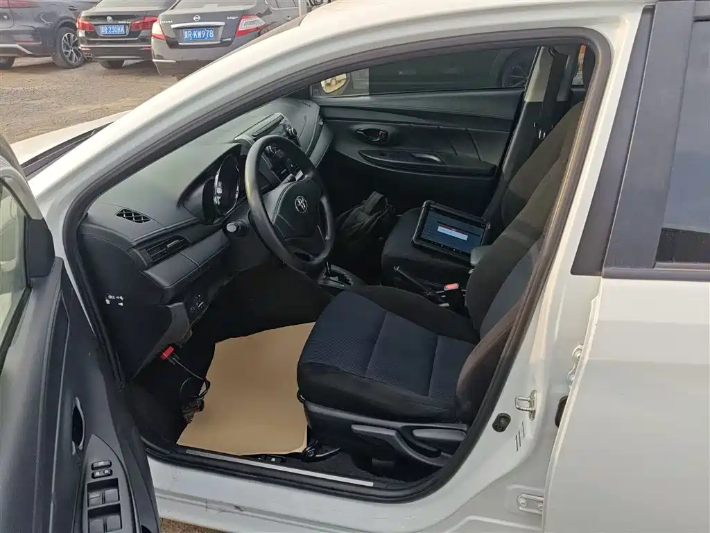 Toyota YARiS L Zhi Xiang 2017 1.5E CVT Charming Edition фото 11