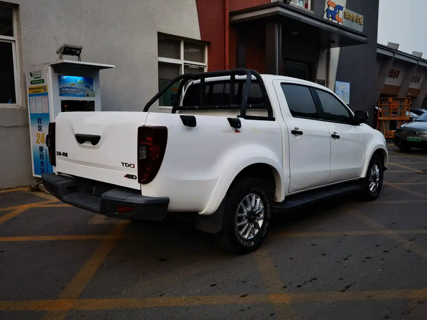 Jiangling Yuhu 3 2019 2018 2.5T Diesel 2WD Luxury Standard Wheelbase