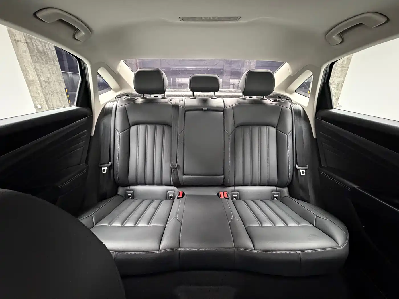 VOLKSWAGEN PASSAT NEW ENERGY