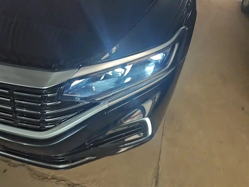 Volkswagen Passat New Energy 2022 430PHEV Hybrid Elite Edition фото 18