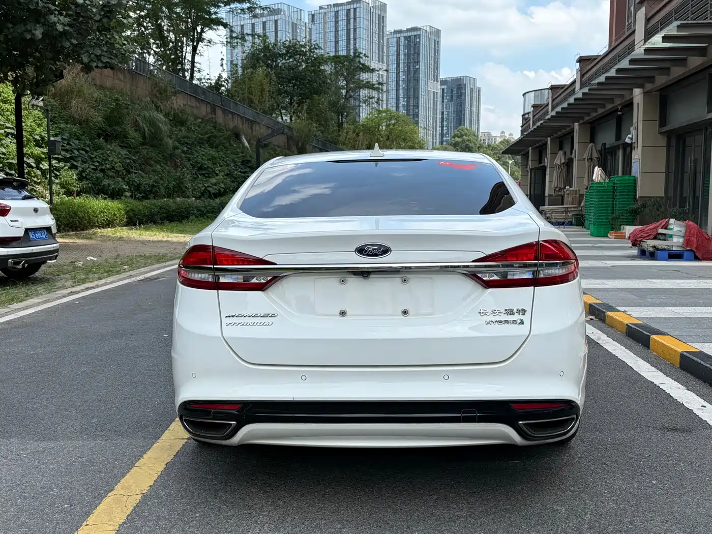 Ford Mondeo 2017 2.0L HEV Smart Premium Flagship фото 6