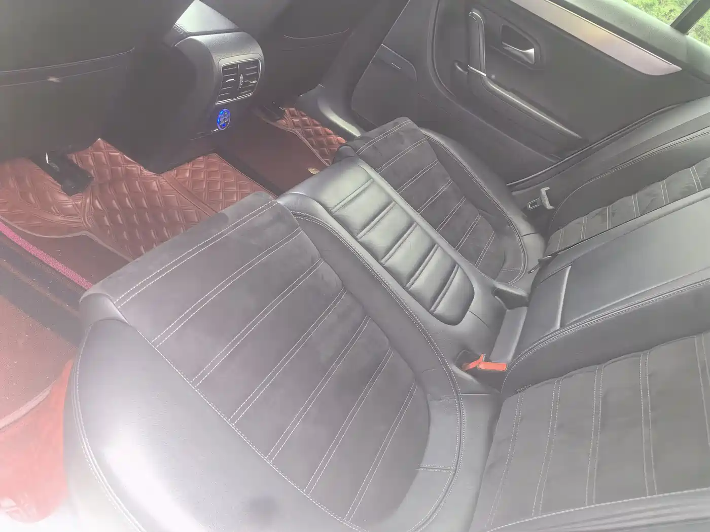 Volkswagen FAW-Volkswagen CC 2016 Model 1.8TSI Premium фото 8