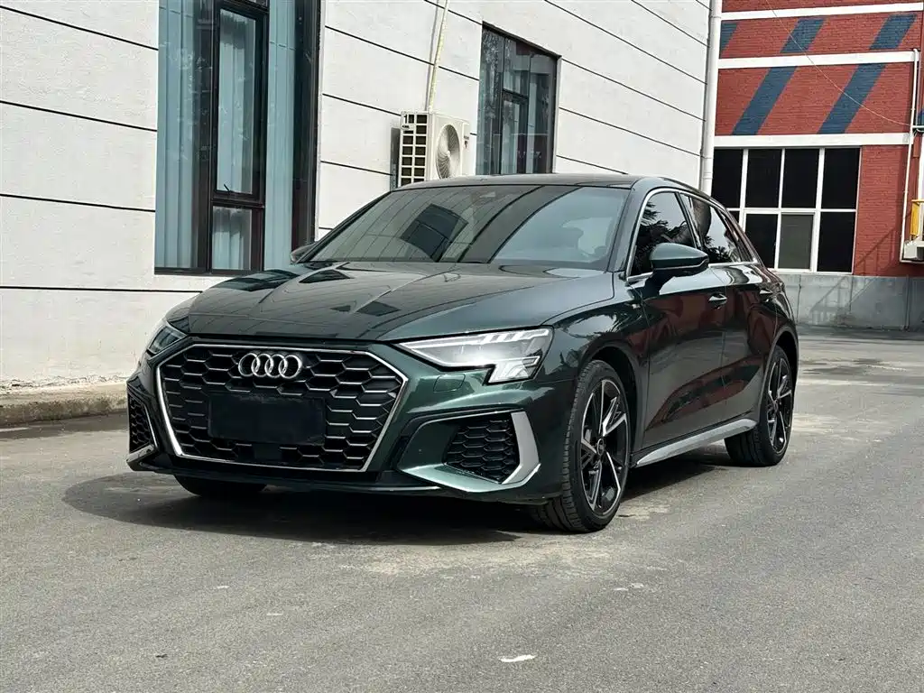 AUDI A3