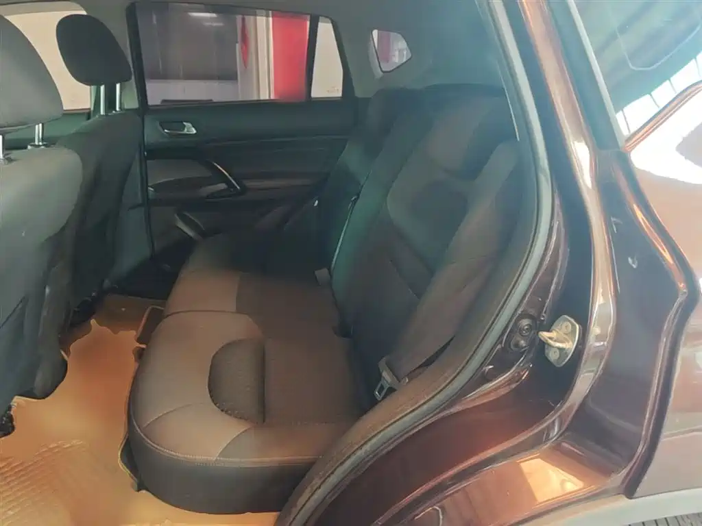 GAC Trumpchi Trumpchi GS4 2015 200T G-DCT Elite Edition фото 17
