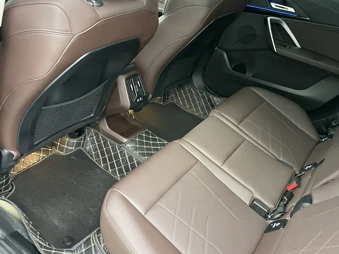 BMW X1 2023 sDrive20Li X Design Package фото 15