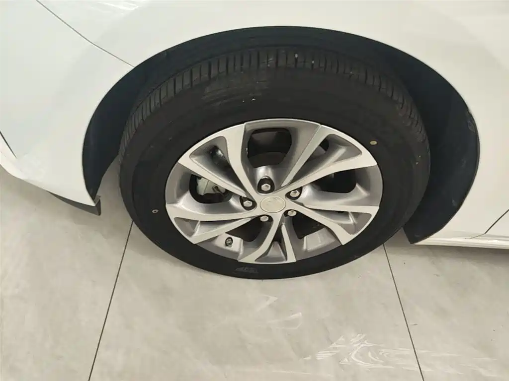 Buick Verano 2023 Pro Joy Edition фото 23
