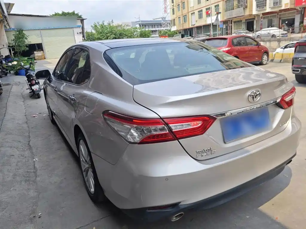 Toyota Camry 2018 2.5G Luxury Edition фото 5
