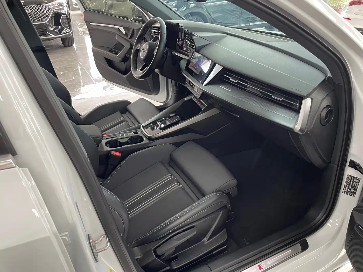 Audi A3 2023 Sportback 35 TFSI Fashion Sport фото 7
