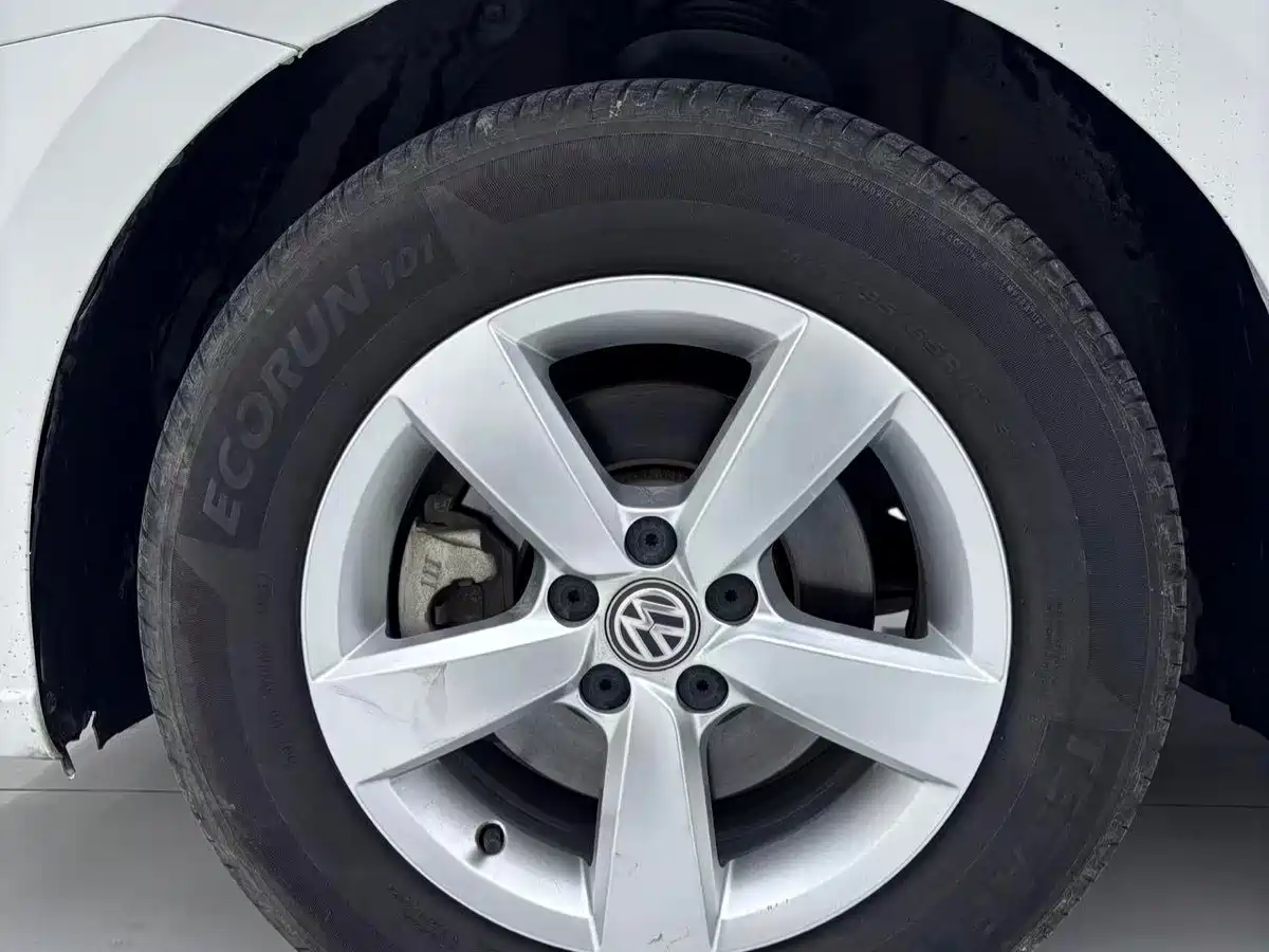 Volkswagen Lavida 2019 Lavida Start 1.5L Auto Trend (China VI) фото 14