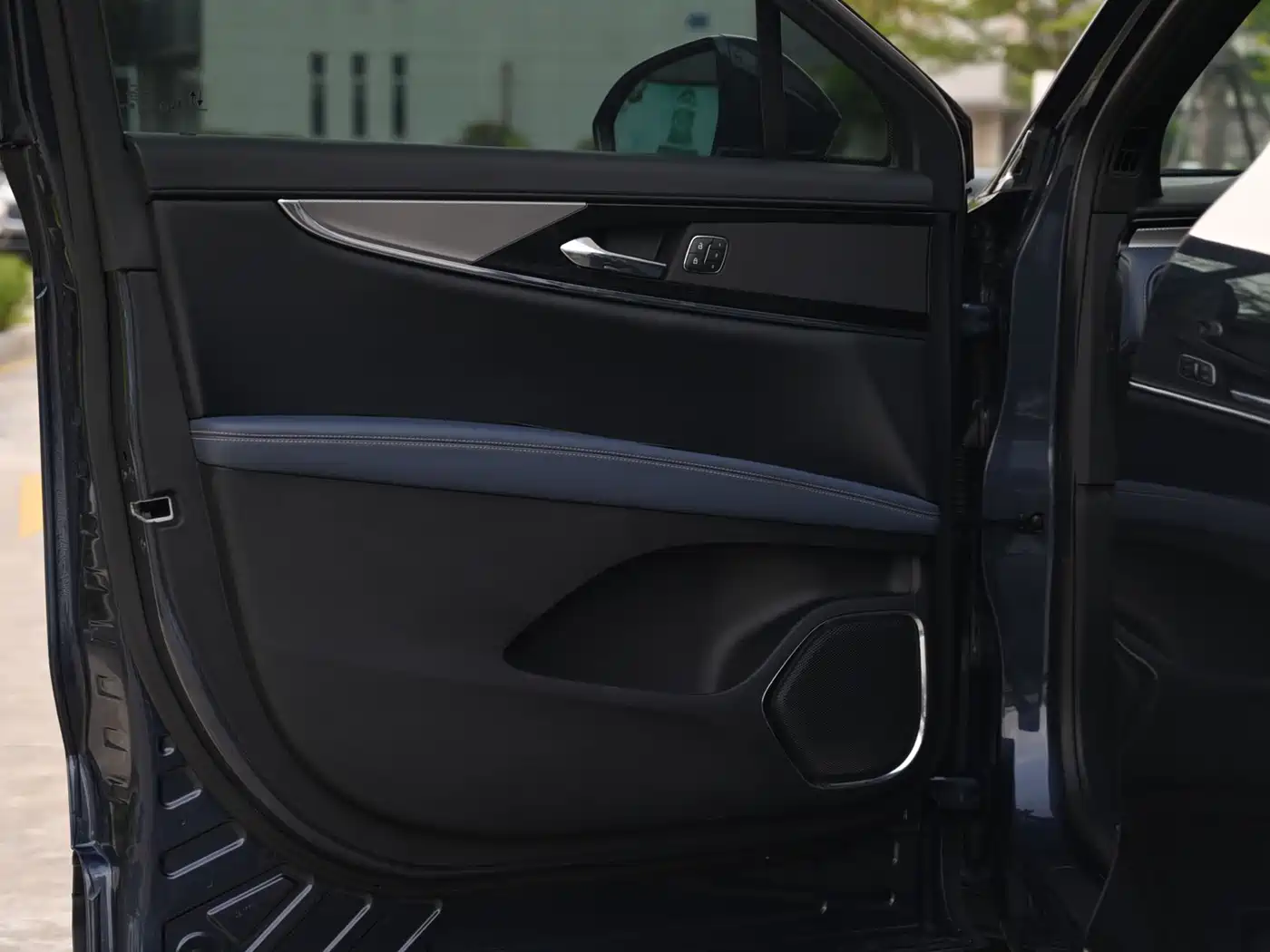 Lincoln Nautilus 2021 2.0T AWD Exclusive Edition фото 18