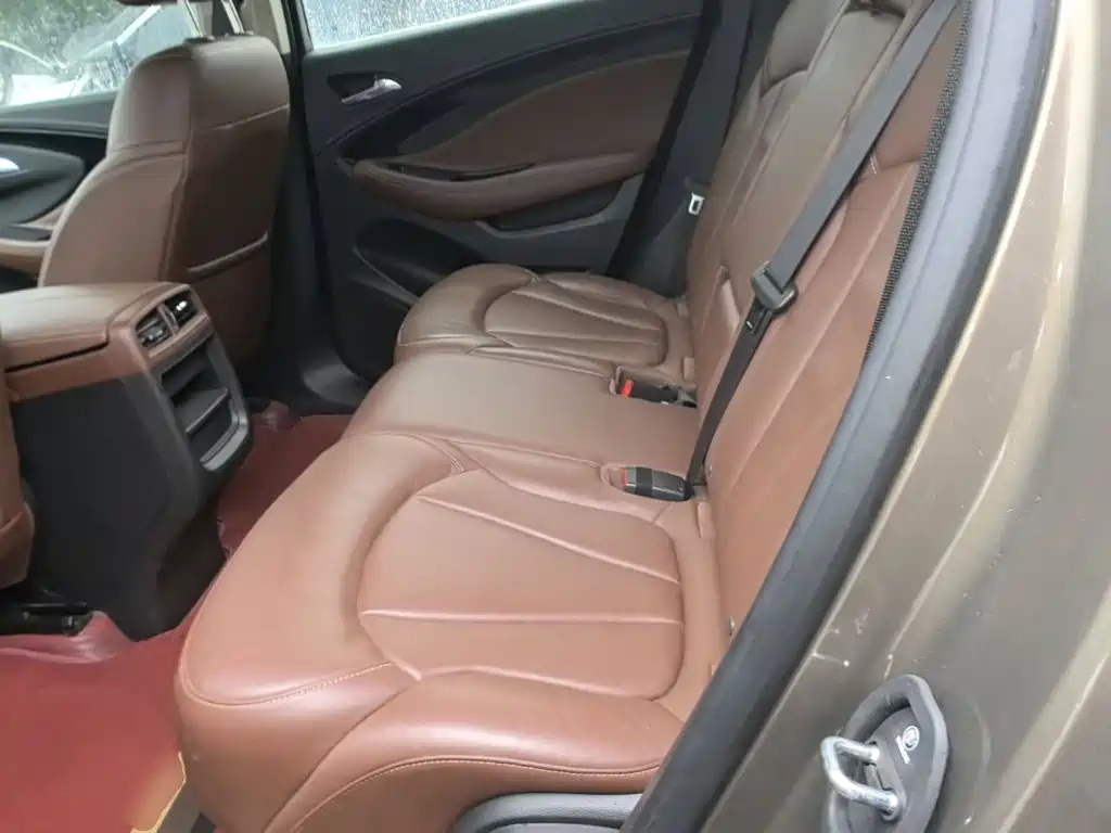 Photo 17 - Buick Envision Plus