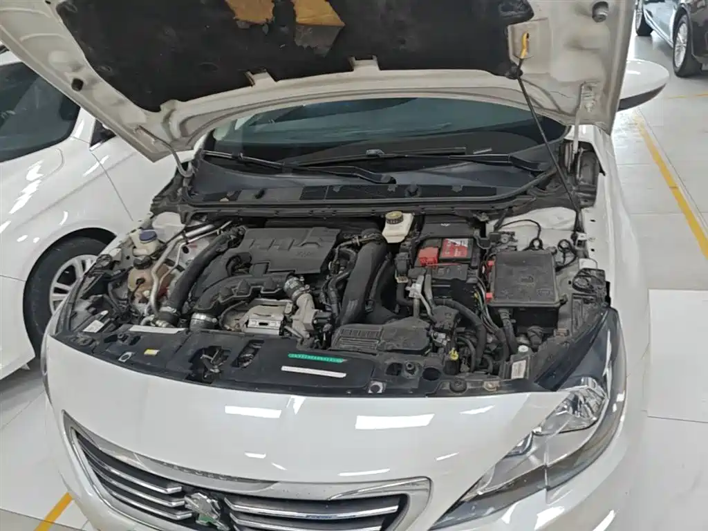Peugeot 408 2016 1.6T Automatic Luxury Edition фото 20