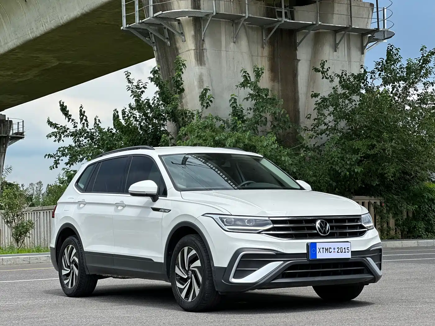 Фото 3 - Volkswagen Tiguan L