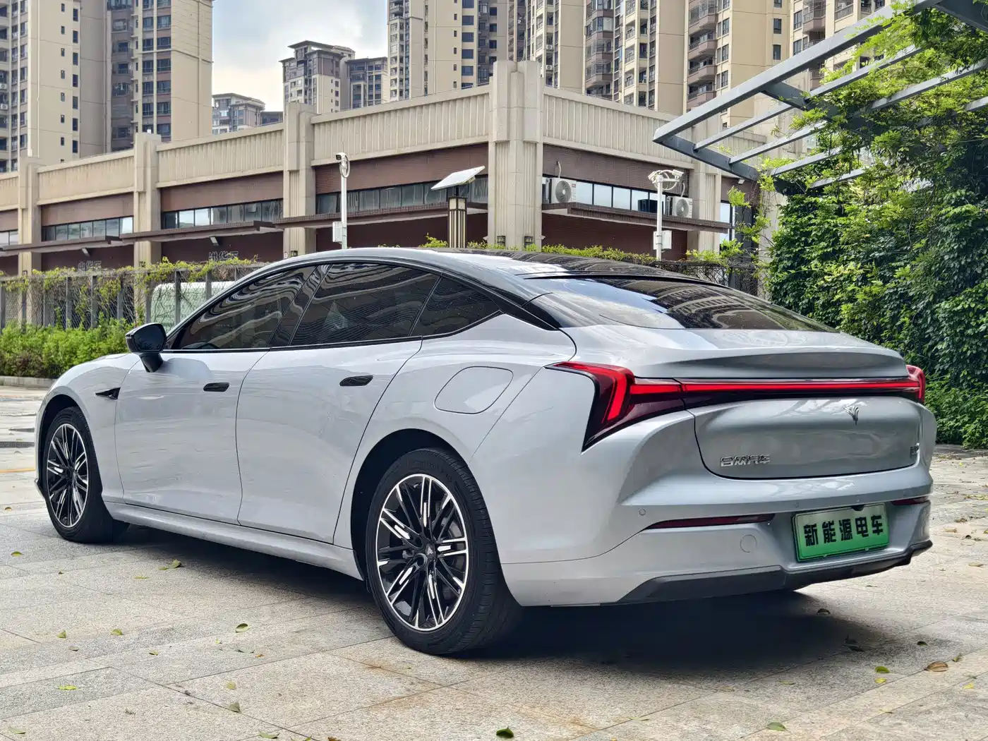 Nezha Auto Nezha S 2024 2024 Extended Range 1160 Edition