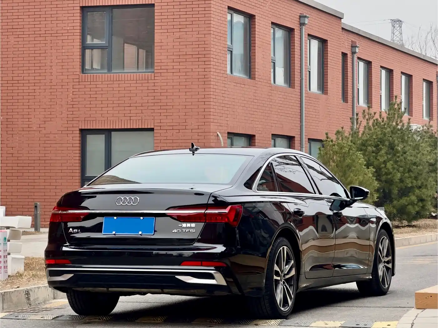 Audi A6L 2024 40 TFSI Luxury Dynamic фото 6