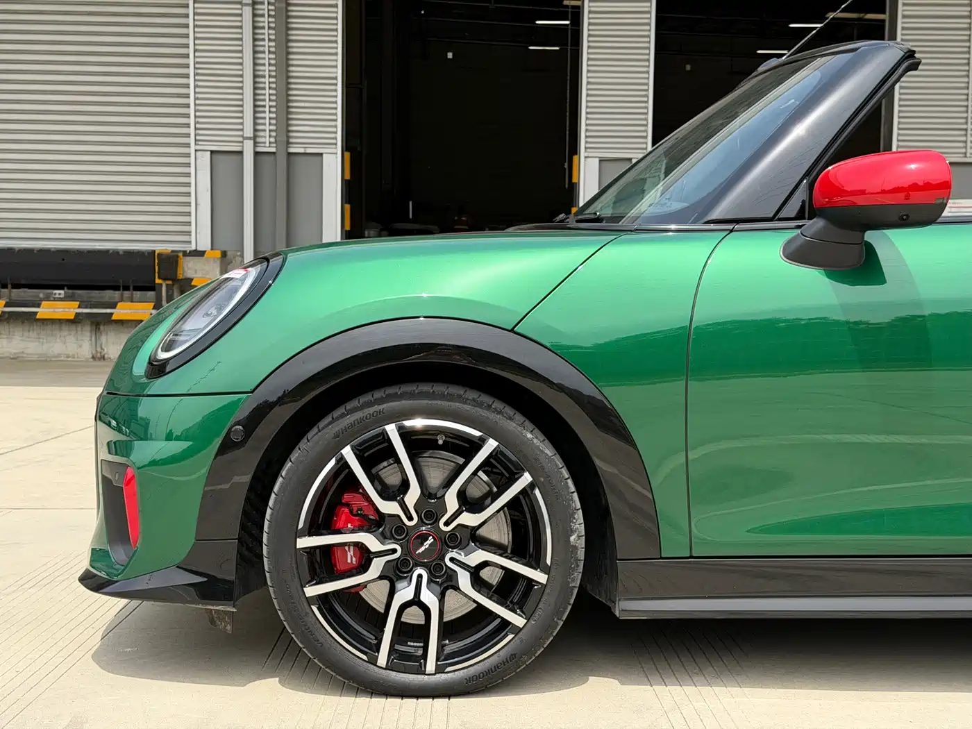 MINI JCW 2025 JOHN COOPER WORKS CABRIO фото 21