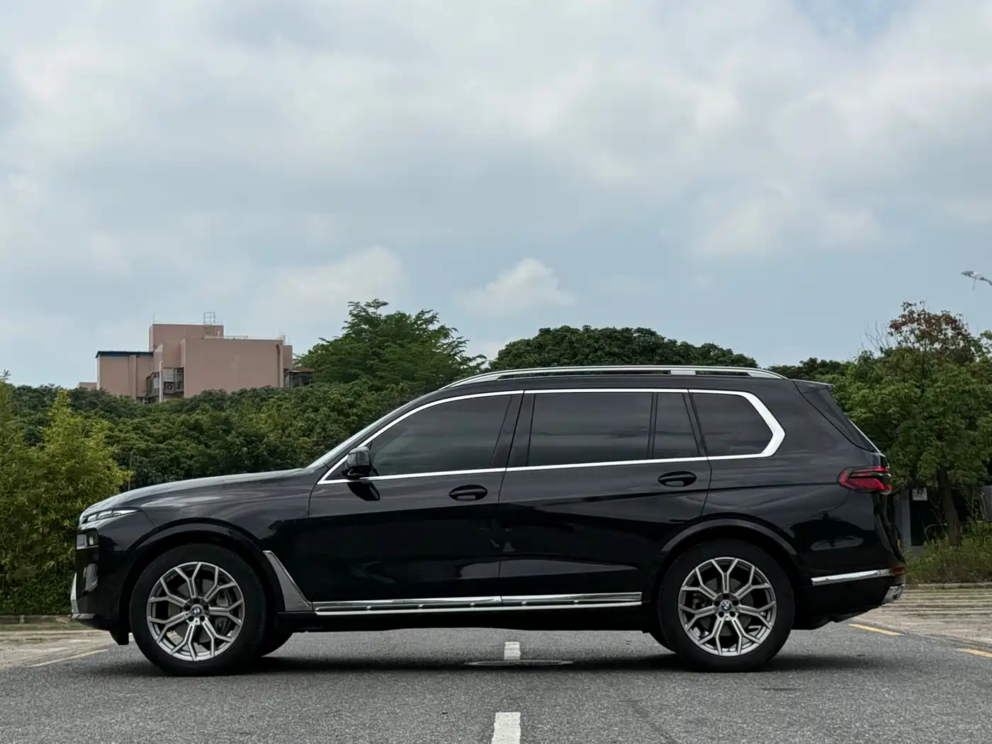 BMW X7 2024 xDrive40i Leading Luxury Package фото 15