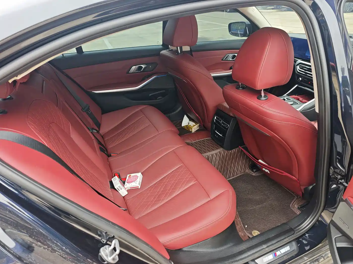 BMW 3 Series 2024 325Li M Sport Shadowline Package фото 12