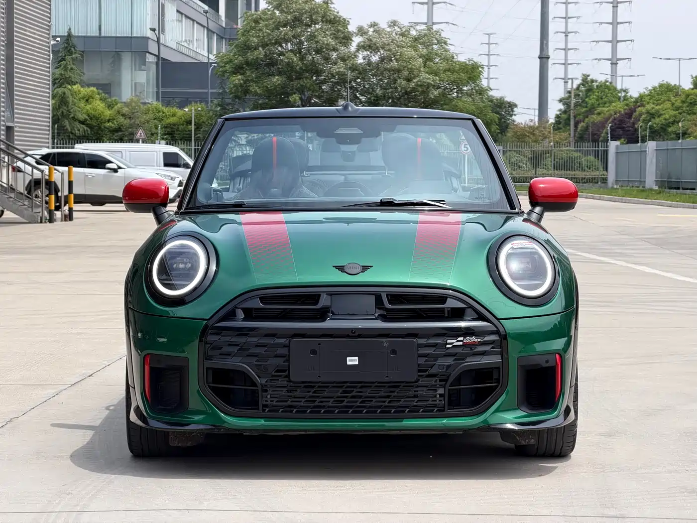 MINI JCW 2025 JOHN COOPER WORKS CABRIO фото 2